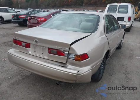 1999 Toyota Camry Le from USA, damaged, VIN 4T1BG22K1XU877271
